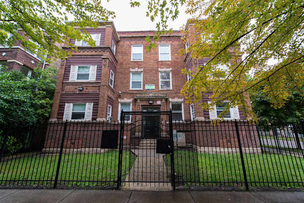 7757 S Peoria property